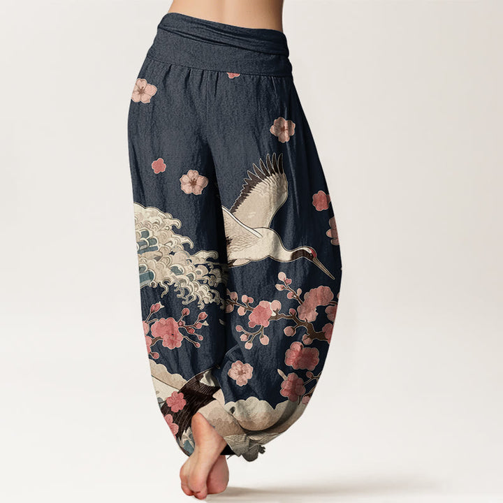 Pantaloni harem da donna con elastico in vita, in puro Buddha Stones , con gru e fiori di pesco e oceano - image 6