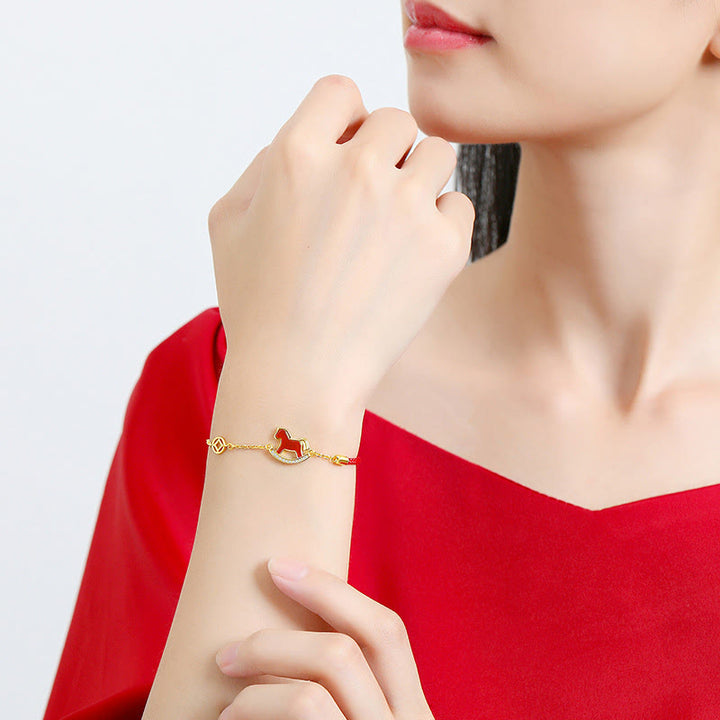Bracciale Buddha Stones in argento sterling 925 con filo rosso e agata rossa, simbolo dell'anno del cavallo - image 4