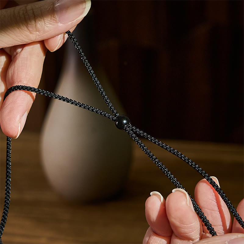 Collana con ciondolo di benedizione in perline Dzi a nove occhi intagliate in agata Buddha Stones raffigurante il Dio della ricchezza - image 4