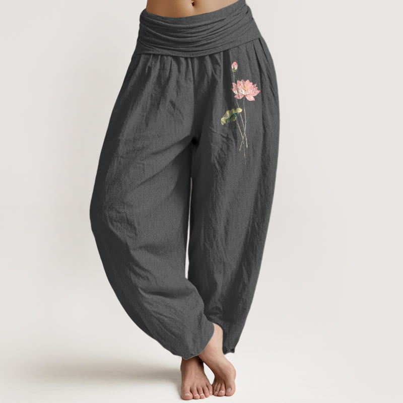 Pantaloni harem in puro cotone con elastico in vita, motivo con foglie di loto e fiori di loto rosa Buddha Stones - Grigio scuro - US16, UK/AU20, EU48 (3XL) - image 0