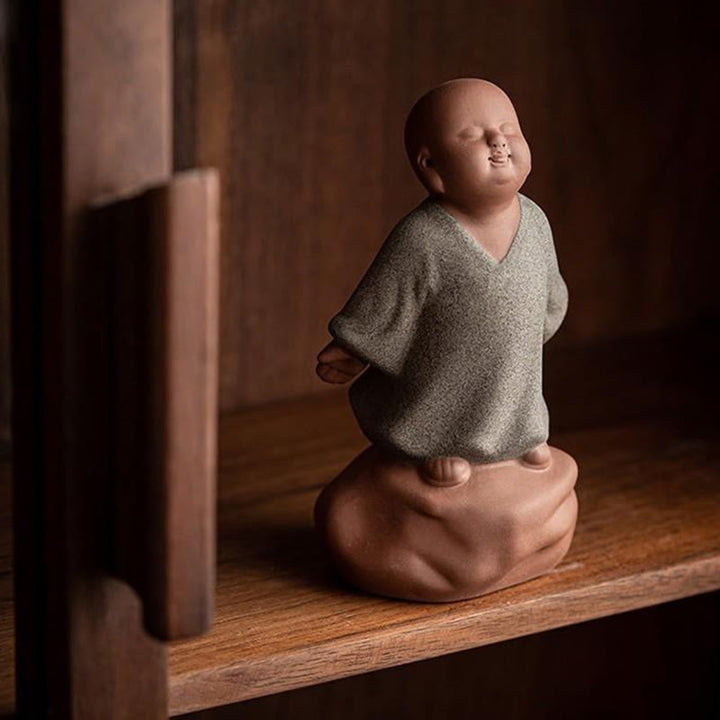 Statua in ceramica Buddha Stones che guardano in alto, monaco che riposa, compassione, decorazione per la casa - image 2