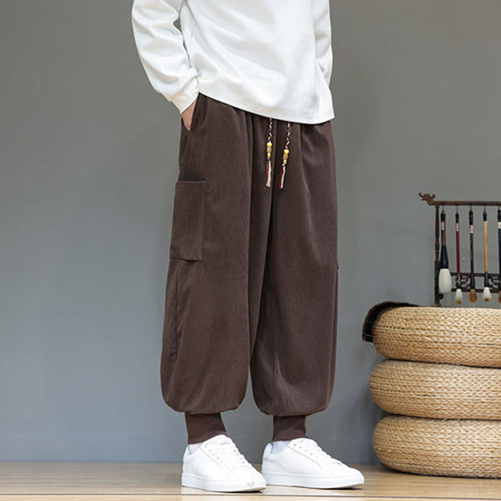Pantaloni da uomo in cotone alla caviglia con tasche, tinta unita, modello Buddha Stones Spring - image 32