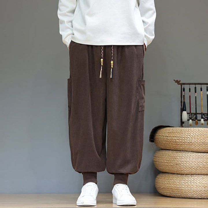 Pantaloni da uomo in cotone alla caviglia con tasche, tinta unita, modello Buddha Stones Spring - image 34