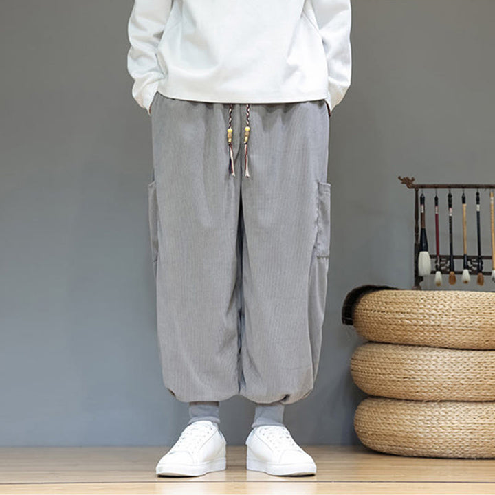 Pantaloni da uomo in cotone alla caviglia con tasche, tinta unita, modello Buddha Stones Spring - image 11