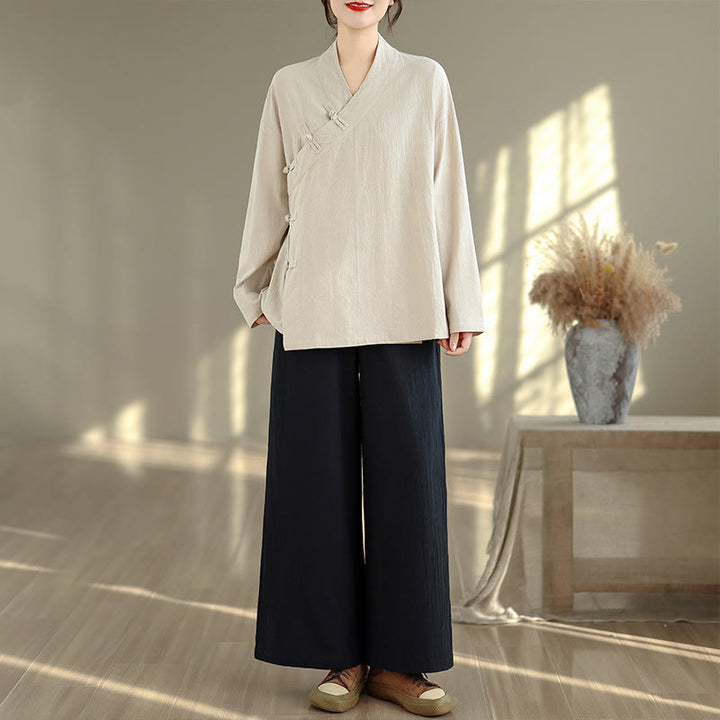 Completo da donna con motivo Buddha Stones, composto da maglietta a maniche lunghe con scollo a V e pantaloni a gamba larga, ideale per la meditazione zen. - Camicia beige e pantaloni neri - US8-10, UK/AU12-14, EU40-42 (2XL) - image 0