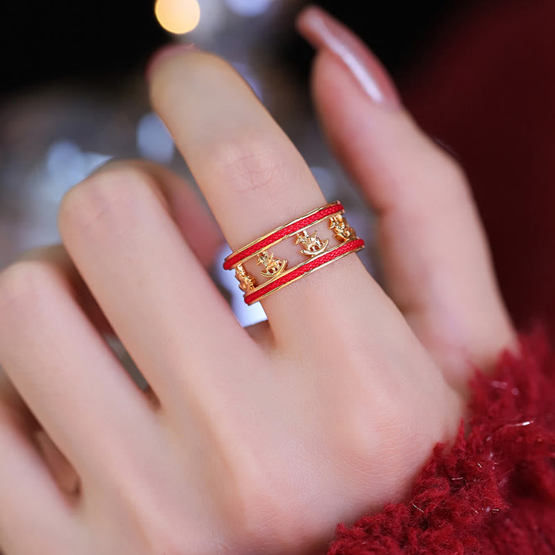 Anello di apertura in rame con benedizione della fortuna dell'anno del cavallo dorato Buddha Stones - image 3