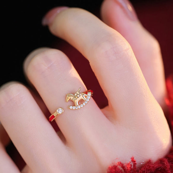 Buddha Stones corda rossa e apertura in rame dorato dell'anno del cavallo fortunato - image 4