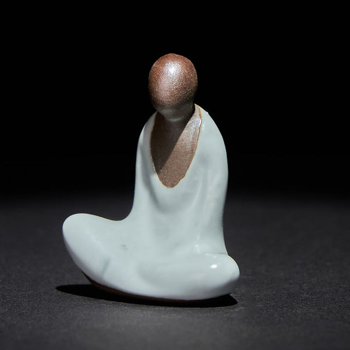 Buddha Stones Piccola statua in ceramica di Buddha senza forma che medita Decorazione per la casa Zen 4*2,5*5 cm - Buddha 4*2,5*5cm - image 0