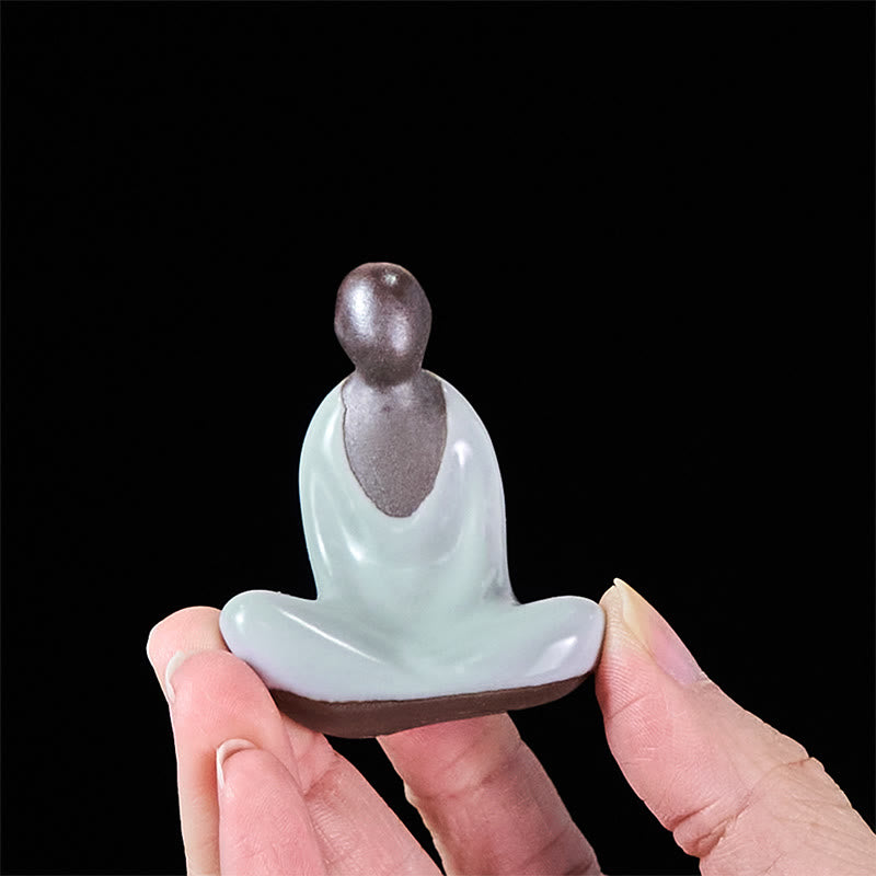 Buddha Stones Piccola statua in ceramica di Buddha senza forma che medita Decorazione per la casa Zen 4*2,5*5 cm - image 6