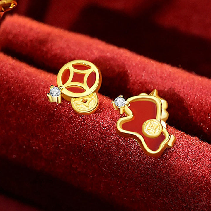 Orecchini asimmetrici con protezione dell'anno del cavallo, in argento sterling 925 con moneta in agata rossa e Buddha Stones - Orecchini a forma di cavallo dorato - image 6