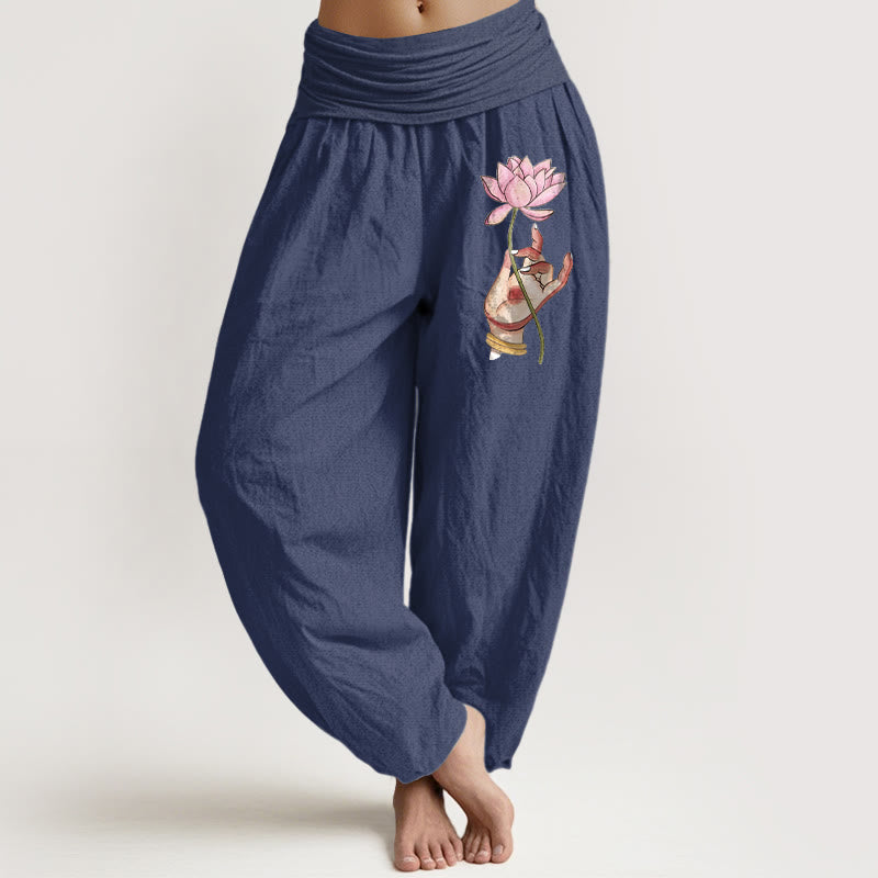 Pantaloni harem in cotone con elastico in vita e motivo a loto delicato Buddha Stones in mano - Grigio scuro - US16, UK/AU20, EU48 (3XL) - image 5