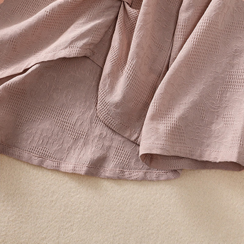 Camicia da donna a maniche lunghe con orlo irregolare e pieghe, stampa jacquard con motivo Buddha Stones. - image 22