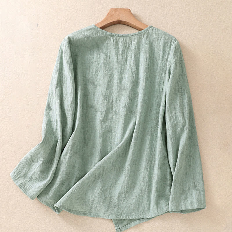 Camicia da donna a maniche lunghe con orlo irregolare e pieghe, stampa jacquard con motivo Buddha Stones. - image 34