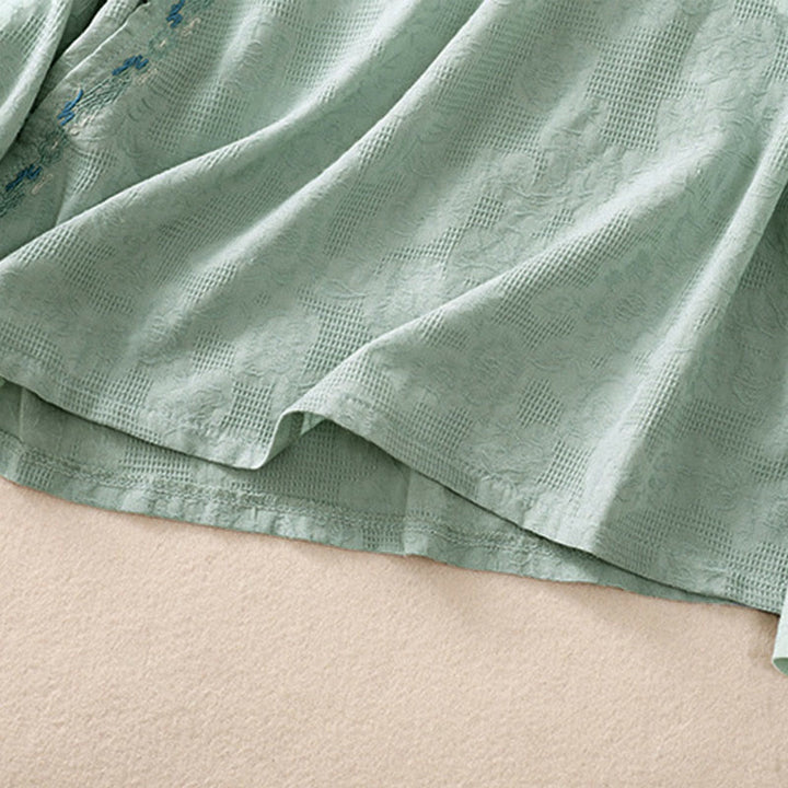 Camicia da donna in cotone a maniche lunghe con ricamo autunnale Buddha Stones, design asimmetrico, bottoni a rana - image 5