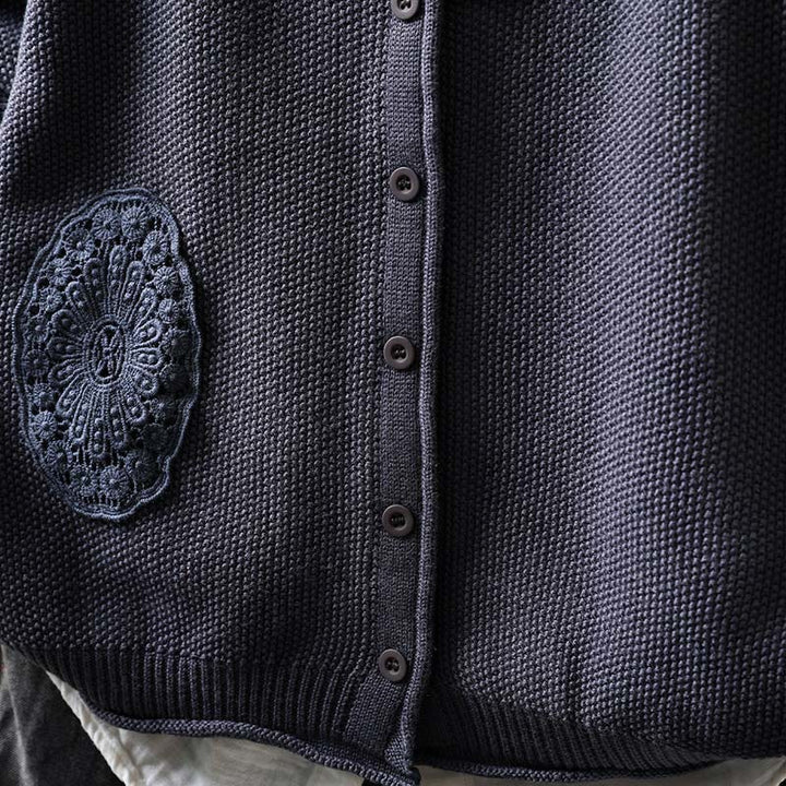 Cardigan lavorato a maglia a maniche lunghe in cotone con bottoni floreali autunnali Buddha Stones da donna - image 27