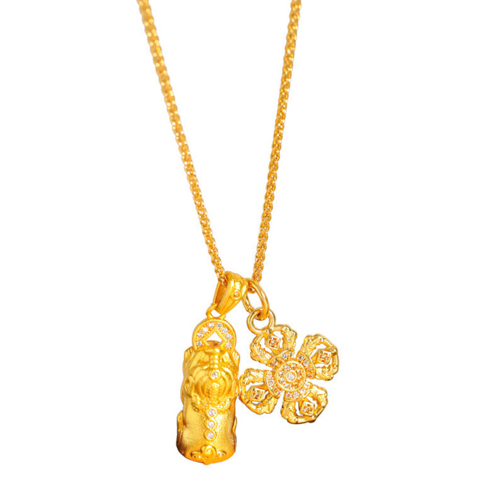 Collana con ciondolo a catena della ricchezza Dorje Vajra con croce Pixiu in ottone placcato oro 24k Buddha Stones - image 5
