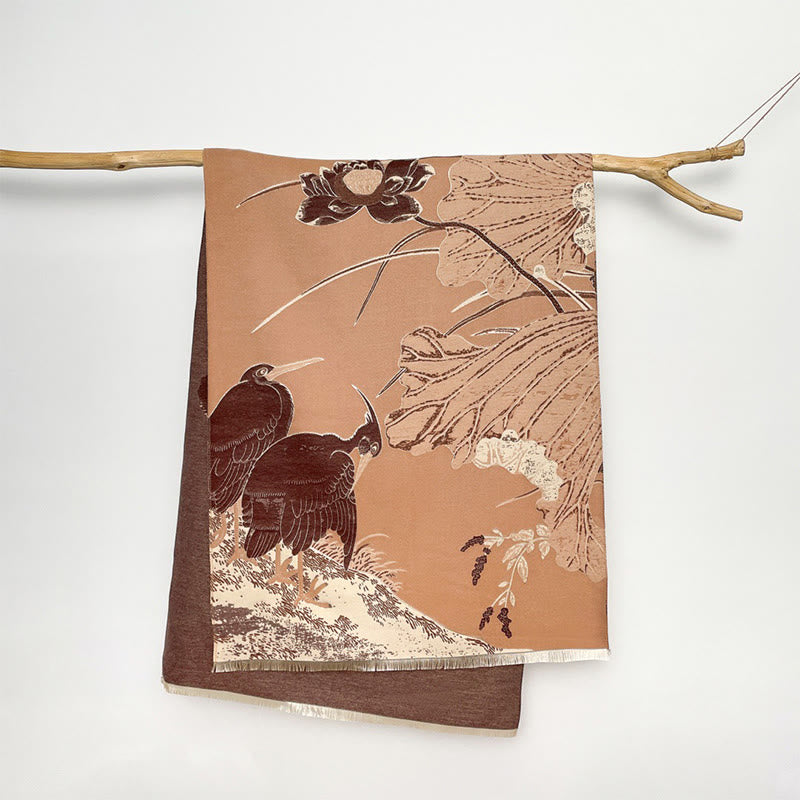 Sciarpa morbida con motivo a scialle, motivo a Buddha Stones invernale, uccelli, fiori di loto e foglie - SandyBrown - 180*65cm - image 12