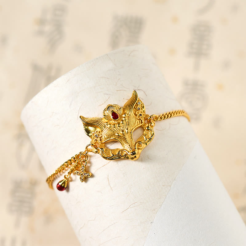 Bracciale con catena a nappa e ciondolo a forma di maschera di volpe in ottone placcato oro 24k Buddha Stones - image 4