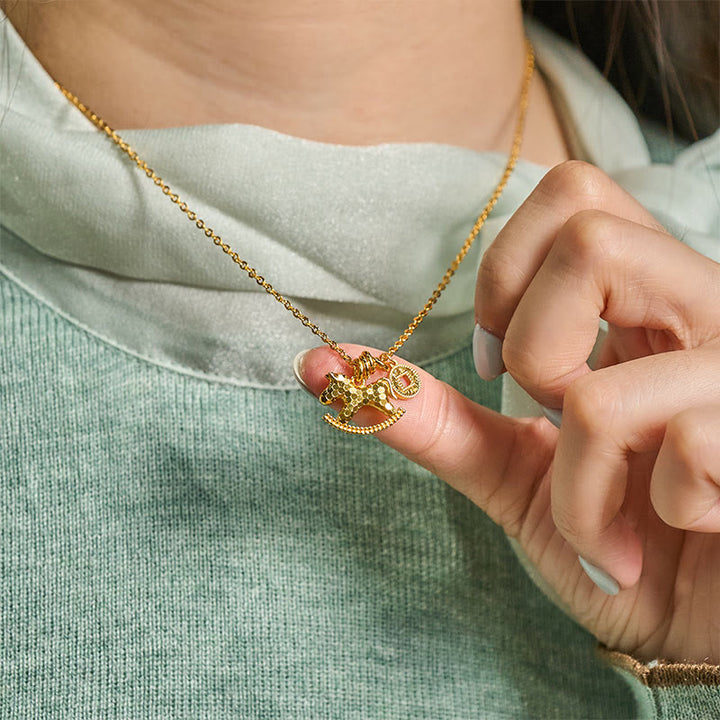 Collana con ciondolo a forma di moneta in rame placcato oro 24k Buddha Stones dell'anno del cavallo - image 5