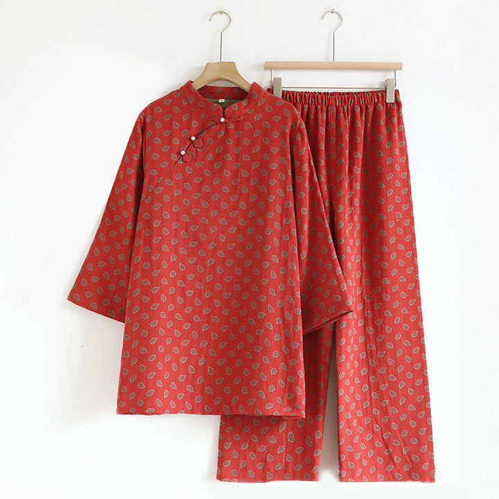 Set di 2 pezzi Buddha Stones, camicia con bottoni a rana, pantaloni e tasche a maniche lunghe con motivo floreale colorato in puro cotone  - Cremisi - US6, UK/AU10, EU38 (XL) - image 5
