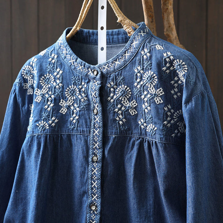 Camicia da donna a maniche lunghe in denim di cotone con bottoni mezzi, ricamo floreale e geometrie Buddha Stones - image 18
