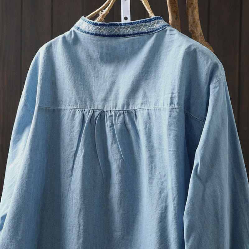 Camicia da donna a maniche lunghe in denim di cotone con bottoni mezzi, ricamo floreale e geometrie Buddha Stones - image 4