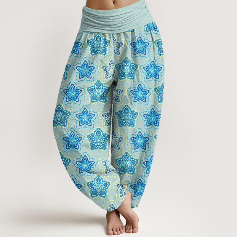 Pantaloni harem da donna con elastico in vita e motivo floreale a cinque petali in cotone con motivo Buddha Stones - AzzurroCielo Chiaro - US16, UK/AU20, EU48 (3XL) - image 0