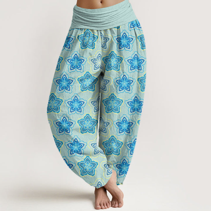 Pantaloni harem da donna con elastico in vita e motivo floreale a cinque petali in cotone con motivo Buddha Stones - AzzurroCielo Chiaro - US16, UK/AU20, EU48 (3XL) - image 0