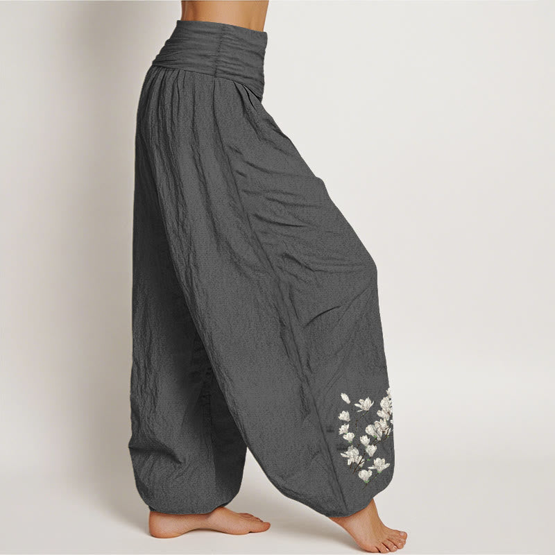 Pantaloni harem da donna con elastico in vita, in puro cotone, con motivo a fiori di magnolia, modello Buddha Stones - image 2