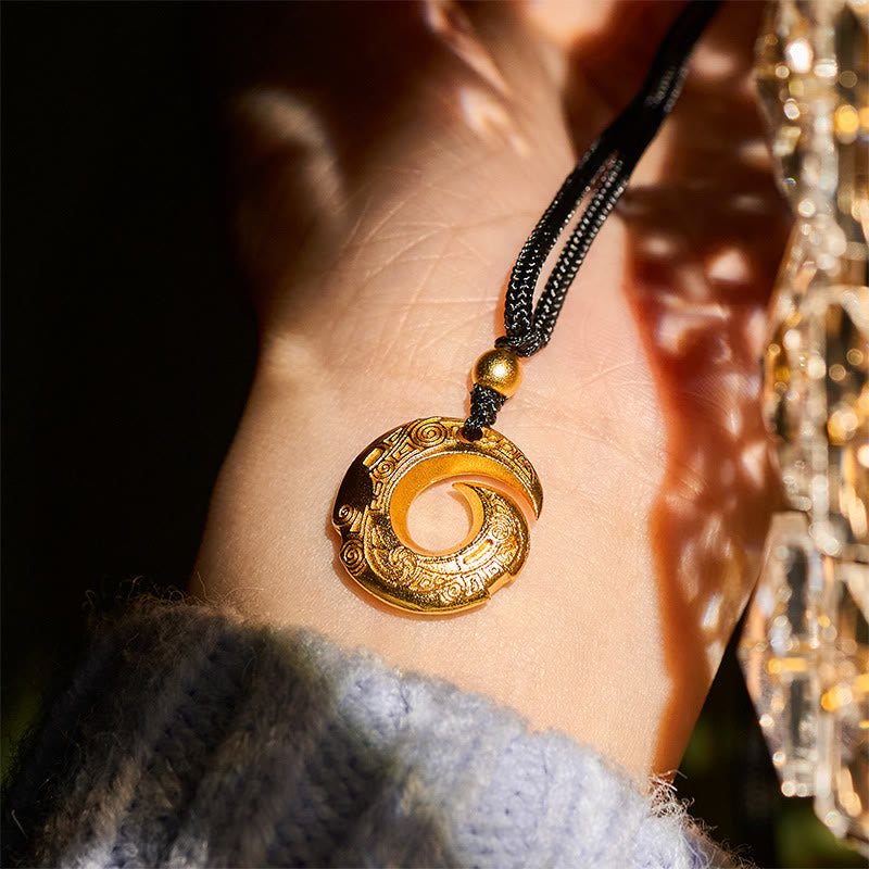 Collana con ciondolo di buon auspicio in corda nera con fibbia della pace in ottone placcato oro 24k Buddha Stones - image 7