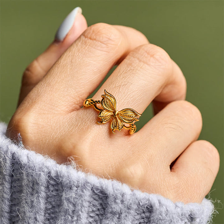 Anello regolabile con simbolo della farfalla in ottone placcato oro 24k Buddha Stones - image 9