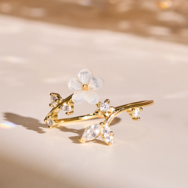 Anello di benedizione regolabile con motivo floreale bianco in argento sterling 925 Buddha Stones - Oro - image 17