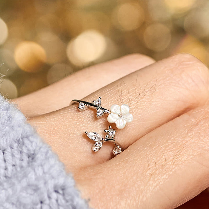 Anello di benedizione regolabile con motivo floreale bianco in argento sterling 925 Buddha Stones - image 13