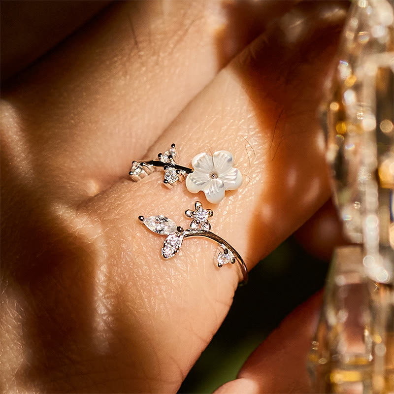 Anello di benedizione regolabile con motivo floreale bianco in argento sterling 925 Buddha Stones - image 16