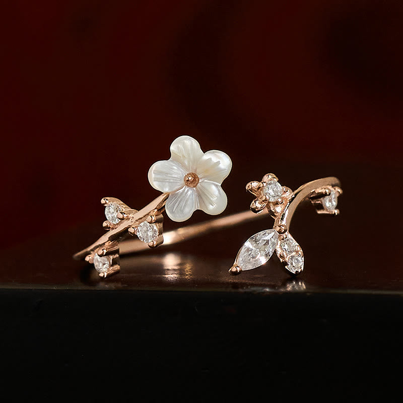 Anello di benedizione regolabile con motivo floreale bianco in argento sterling 925 Buddha Stones - image 1