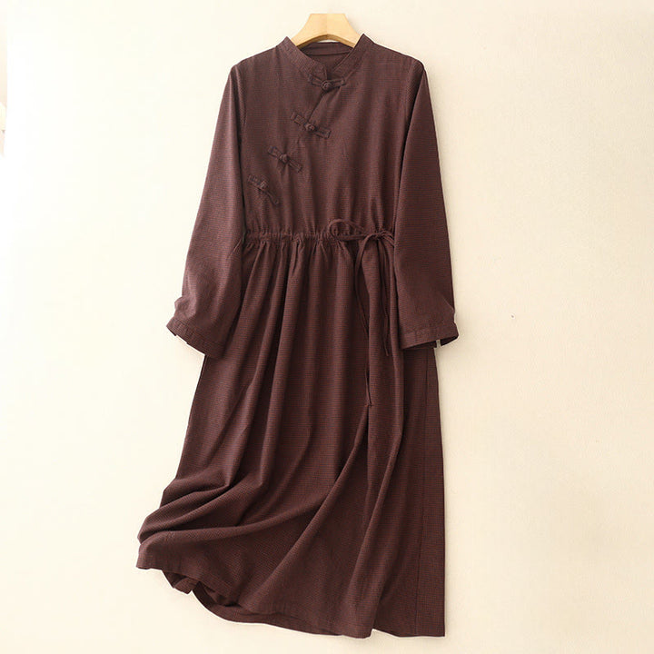 Abito midi a maniche lunghe con tasche, colletto rialzato, bottoni a rana e motivo scozzese marrone autunnale Buddha Stones - Marrone sella - US8-10, UK/AU12-14, EU40-42 (2XL) - image 0