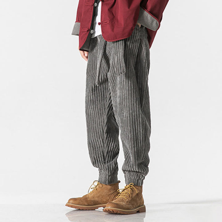 Pantaloni da uomo in velluto a coste alla caviglia con tasche, tinta unita, modello Buddha Stones Winter - image 2