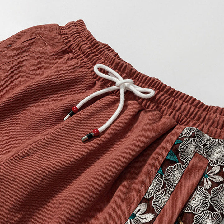 Pantaloni da uomo in cotone patchwork con motivo floreale ricamato Buddha Stones Spring e tasche - image 9