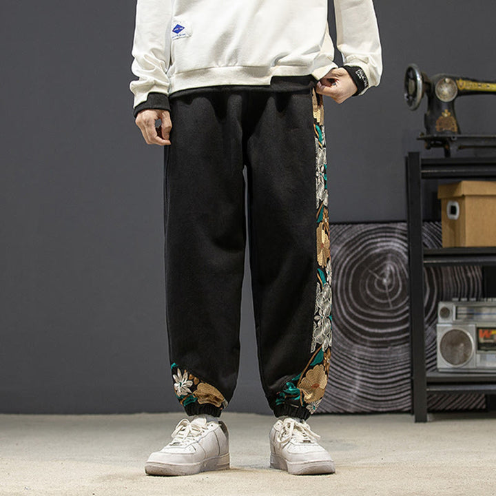 Pantaloni da uomo in cotone patchwork con motivo floreale ricamato Buddha Stones Spring e tasche - image 3