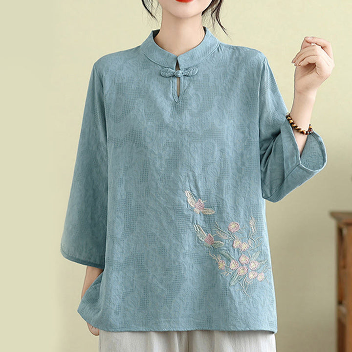 Camicia da donna in cotone con collo alla coreana, maniche a tre quarti, ricamo floreale con Buddha Stones un bottone a forma di rana - image 9