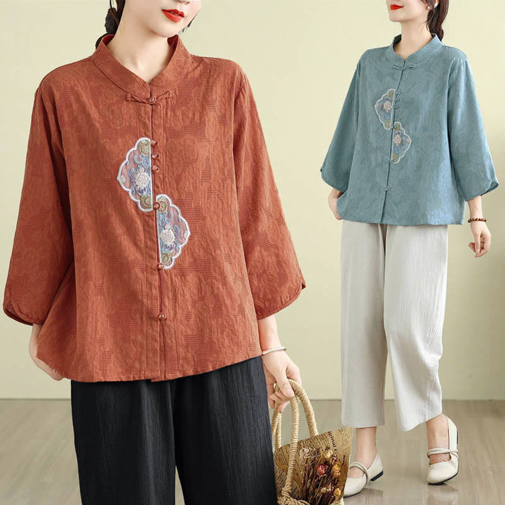 Camicia da donna in cotone con maniche a tre quarti, bottoni a rana, ricamo floreale in jacquard Buddha Stones - image 8