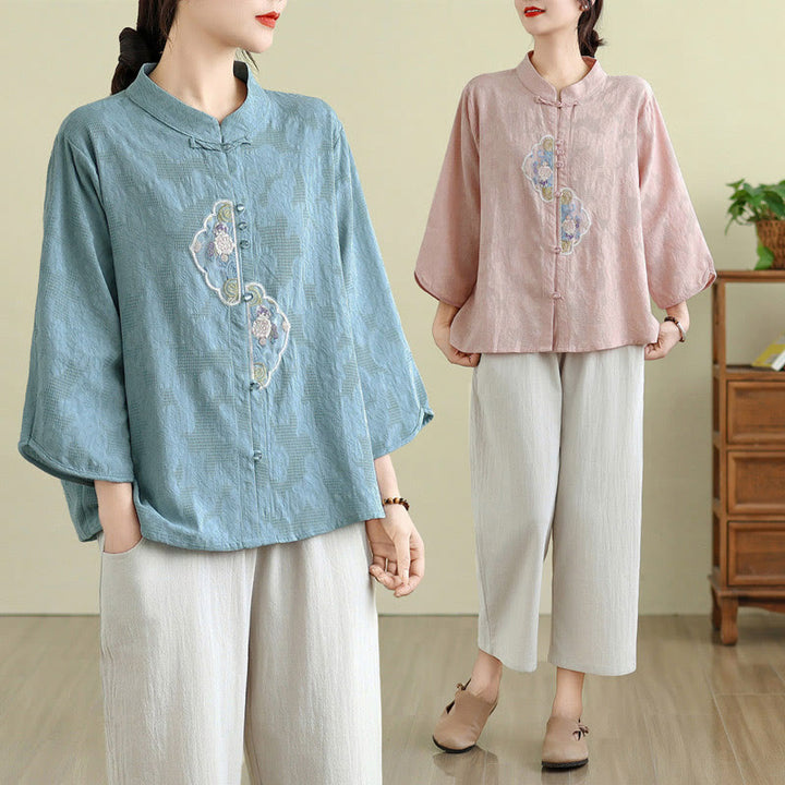 Camicia da donna in cotone con maniche a tre quarti, bottoni a rana, ricamo floreale in jacquard Buddha Stones - image 25