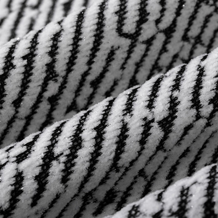 Felpa con cappuccio da uomo con bottoni e scollo rotondo a Buddha Stones Fall - image 15