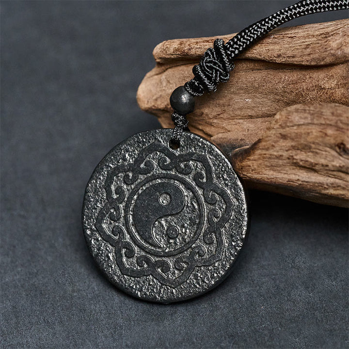 Buddha Stones Tai Chi Simbolo Yin Yang Collana con ciondolo in pietra di shungite autentica Forza interiore - image 1