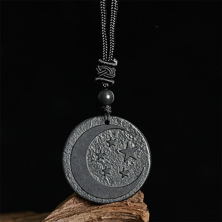 Collana con ciondolo di protezione in pietra di shungite autentica con design rotondo a forma di stella di luna Buddha Stones - image 2