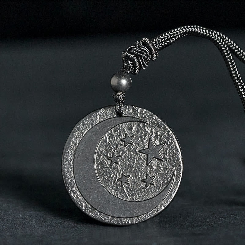 Collana con ciondolo di protezione in pietra di shungite autentica con design rotondo a forma di stella di luna Buddha Stones - Pietra di shungite (Protezione ♥ Radicamento) - 35-40 mm - image 0
