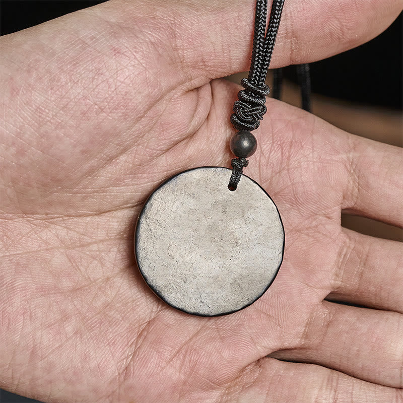 Collana con ciondolo di protezione in pietra di shungite autentica con cerchio Buddha Stones dal design semplice - image 6