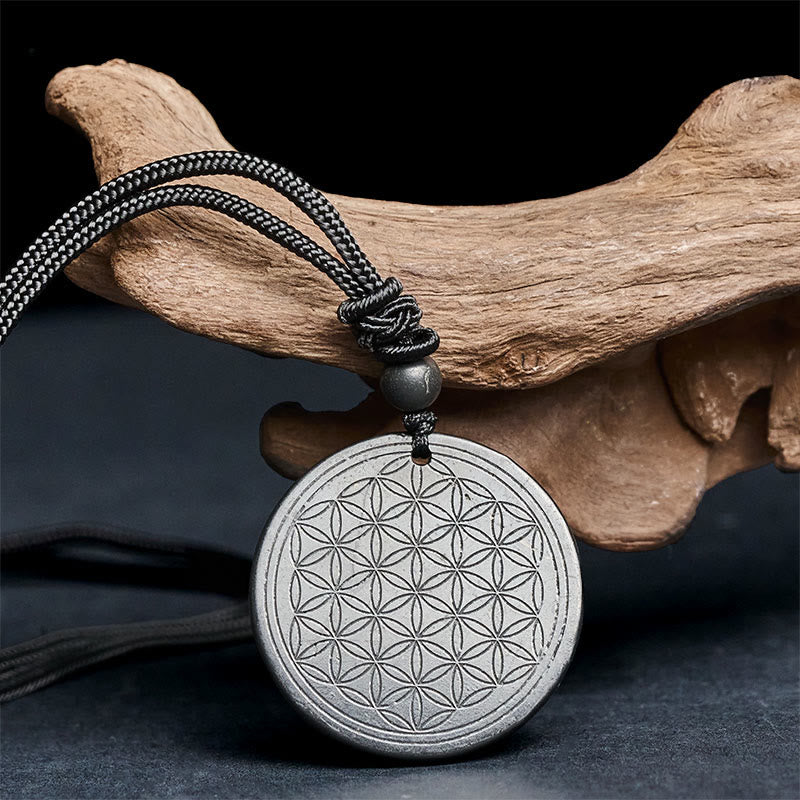Collana con ciondolo di protezione in pietra di shungite autentica con intaglio del fiore della vita Buddha Stones - image 10