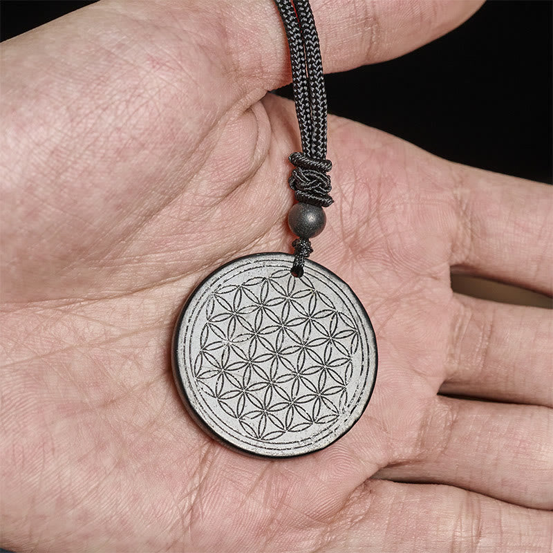 Collana con ciondolo di protezione in pietra di shungite autentica con intaglio del fiore della vita Buddha Stones - image 12