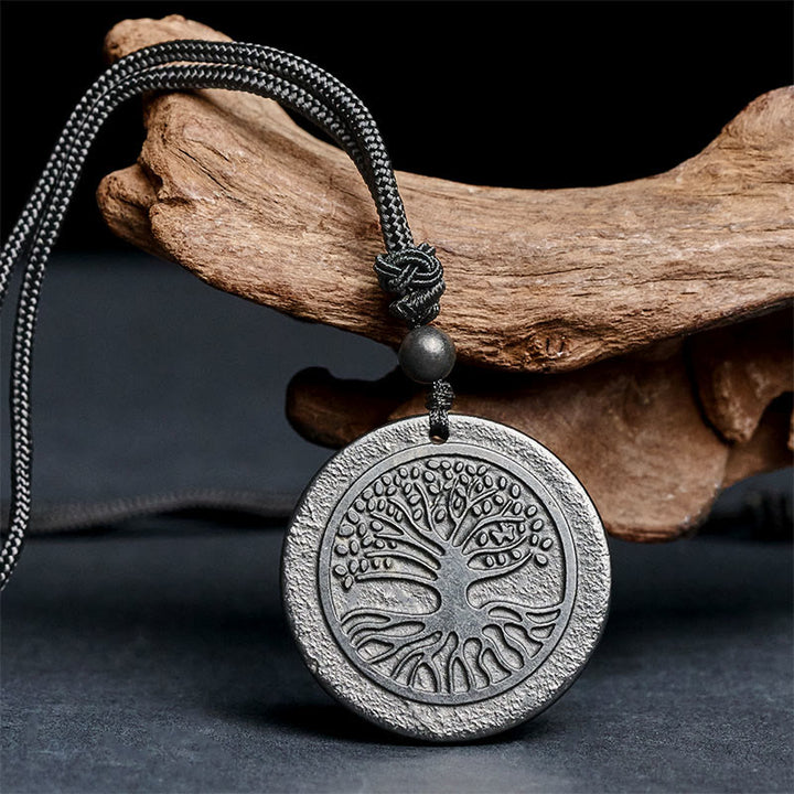 Collana con ciondolo di protezione in pietra di shungite autentica con motivo intagliato dell'albero della vita Buddha Stones - image 3